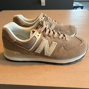 New Balance 574 men size 8